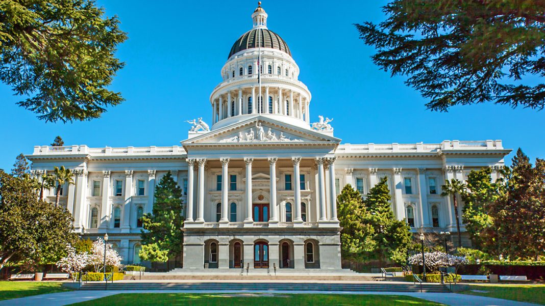 california-launches-crackdown-on-11-crypto-firms-accused-of-operating-ponzi-schemes