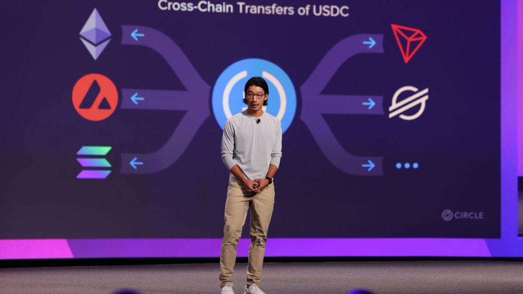 circle-launches-cross-chain-transfer-protocol,-usdc-issuer-acquires-payment-orchestration-firm-elements